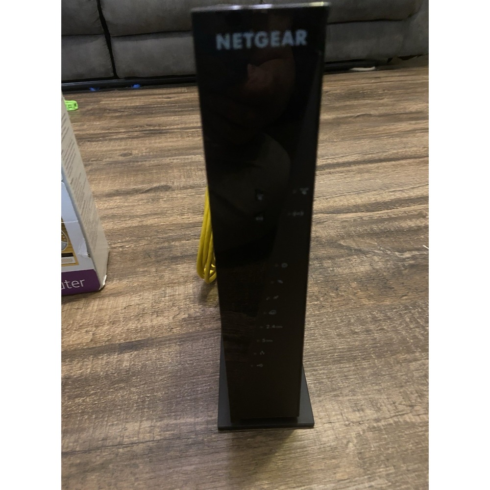 Netgear AC1750 WiFi Cable Modem Router‎ (C6300) - Picture 6 of 9